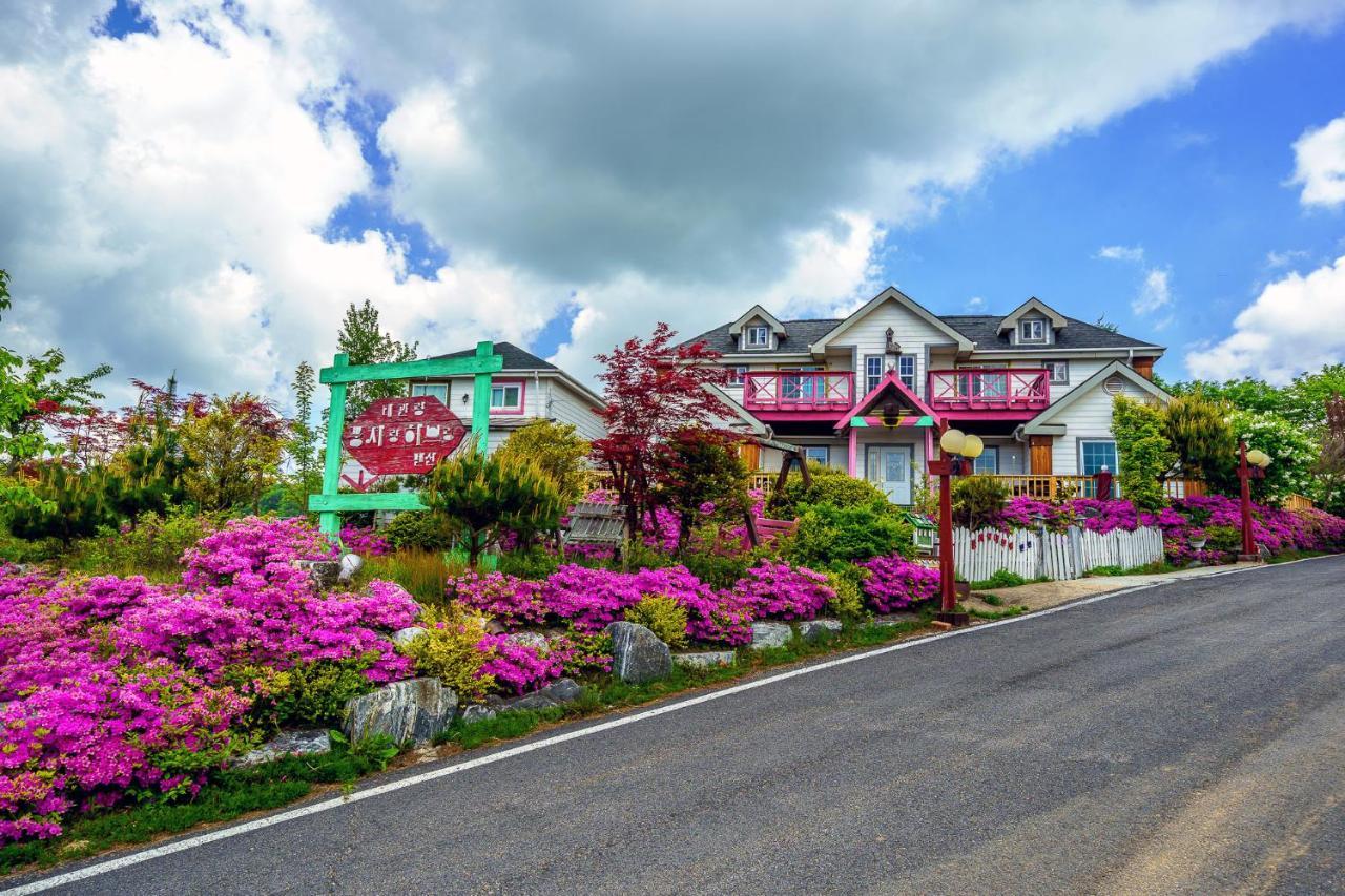 Pungcha & Herb Pension Πιόνγκτσανγκ Εξωτερικό φωτογραφία