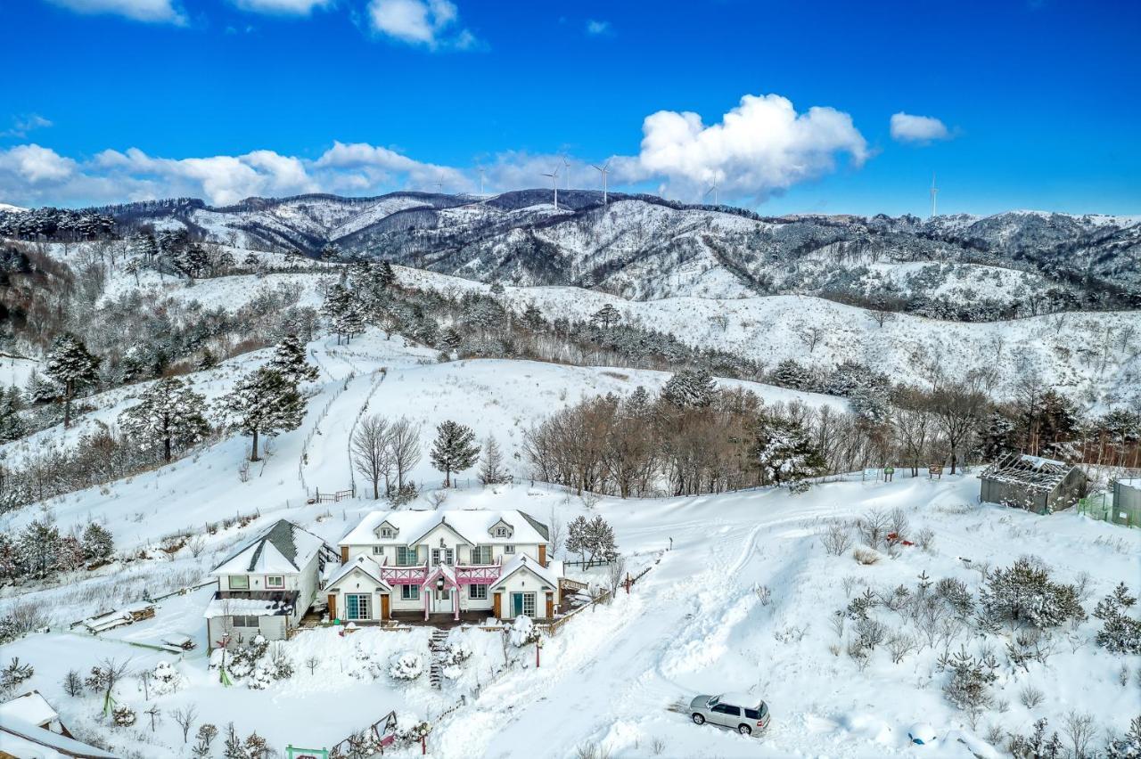 Pungcha & Herb Pension Πιόνγκτσανγκ Εξωτερικό φωτογραφία